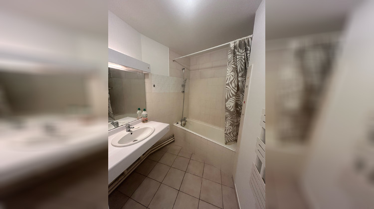 Ma-Cabane - Location Appartement Ville-la-Grand, 46 m²