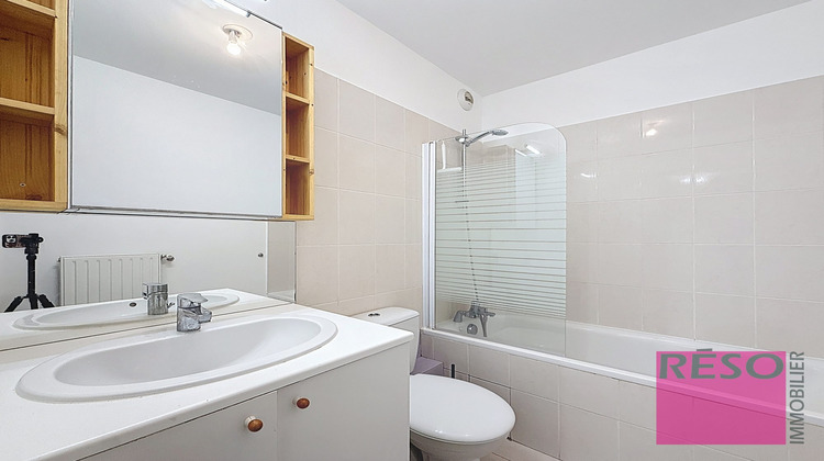 Ma-Cabane - Location Appartement VILLE LA GRAND, 55 m²