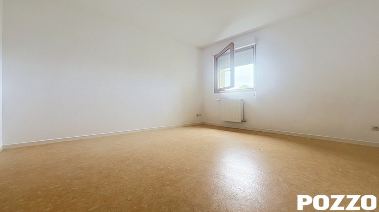 Ma-Cabane - Location Appartement VILLEDIEU-LES-POELES, 62 m²