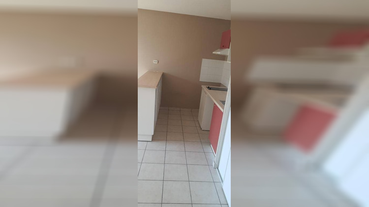 Ma-Cabane - Location Appartement Villefontaine, 35 m²