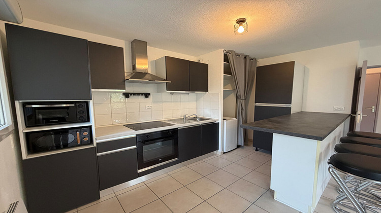 Ma-Cabane - Location Appartement VILLEFONTAINE, 47 m²