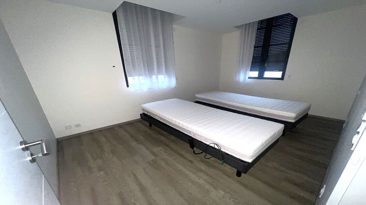 Ma-Cabane - Location Appartement VILLEFRANCHE-DE-ROUERGUE, 75 m²