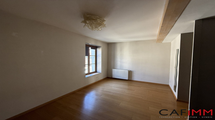 Ma-Cabane - Location Appartement Villefranche-sur-Saône, 155 m²