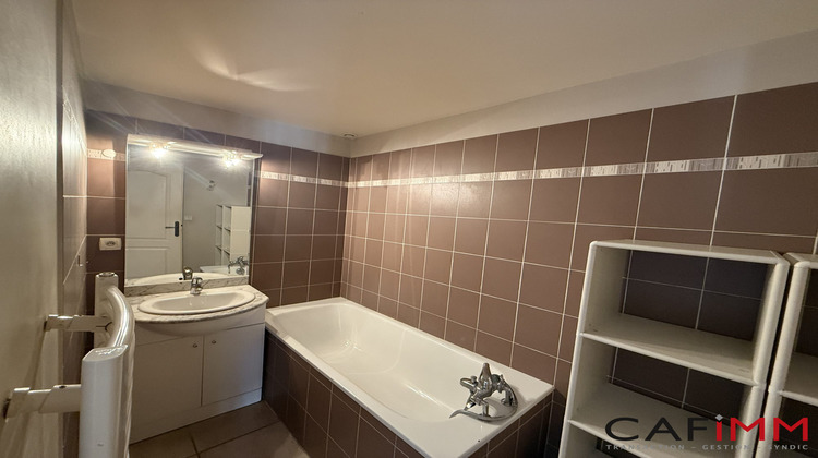 Ma-Cabane - Location Appartement Villefranche-sur-Saône, 155 m²