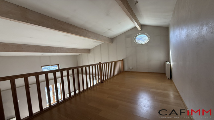 Ma-Cabane - Location Appartement Villefranche-sur-Saône, 155 m²