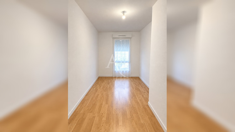Ma-Cabane - Location Appartement VILLEJUST, 48 m²