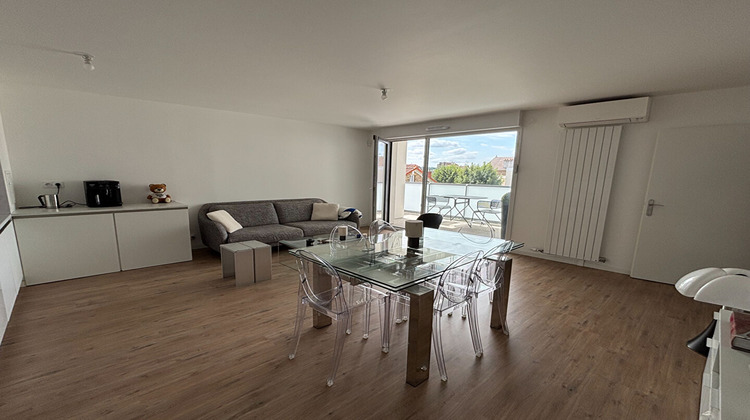 Ma-Cabane - Location Appartement VILLEMOMBLE, 67 m²
