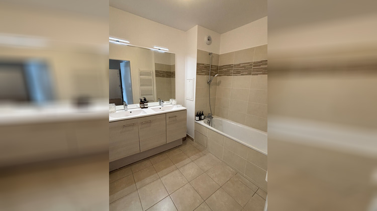 Ma-Cabane - Location Appartement VILLEMOMBLE, 67 m²