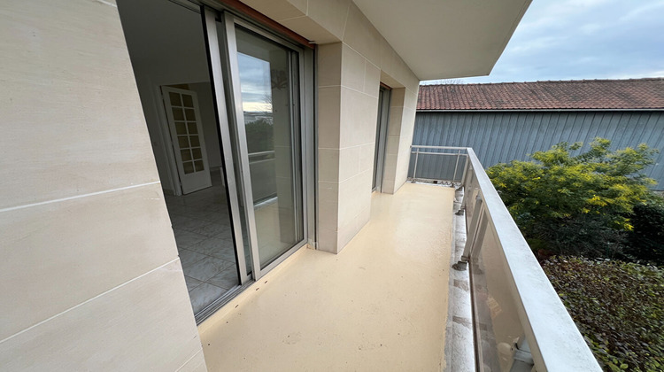 Ma-Cabane - Location Appartement VILLEMOMBLE, 38 m²