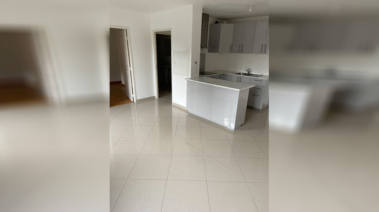 Ma-Cabane - Location Appartement VILLEMOMBLE, 44 m²