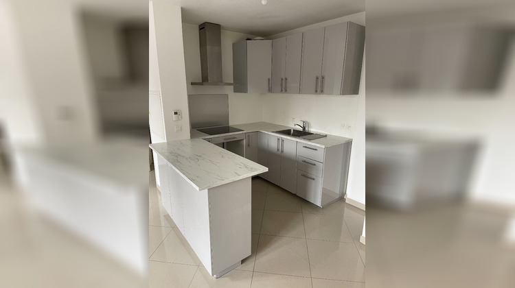 Ma-Cabane - Location Appartement VILLEMOMBLE, 44 m²