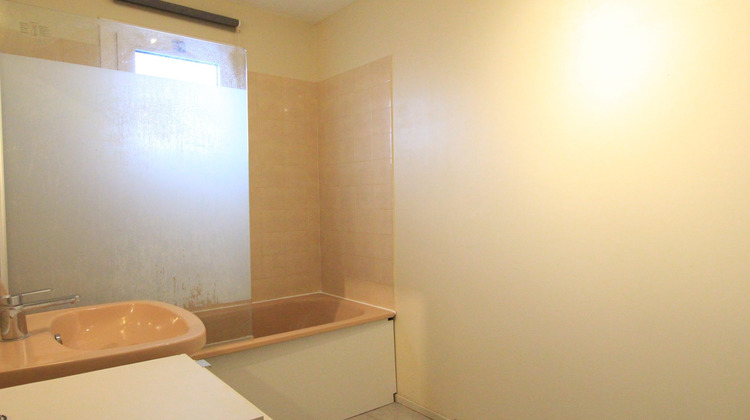 Ma-Cabane - Location Appartement Villenave-d'Ornon, 63 m²