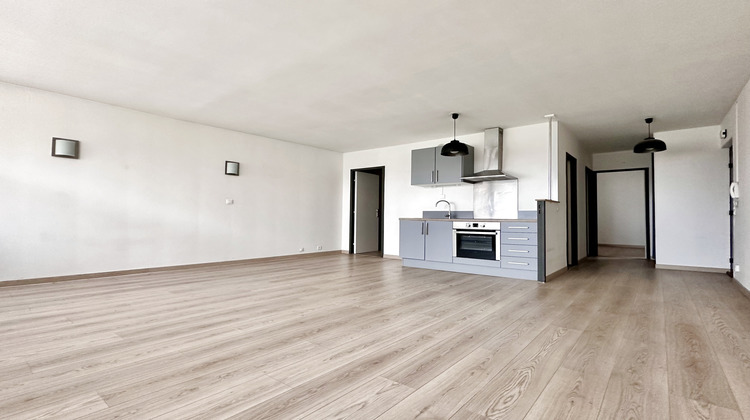 Ma-Cabane - Location Appartement Villeneuve-d'Ascq, 55 m²