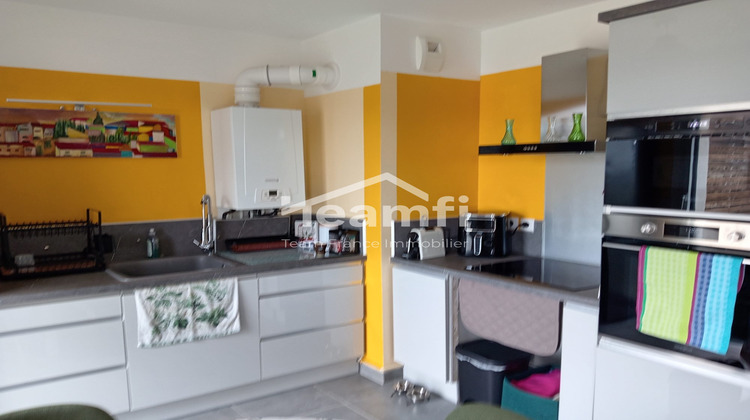 Ma-Cabane - Location Appartement Villeneuve-de-Berg, 49 m²