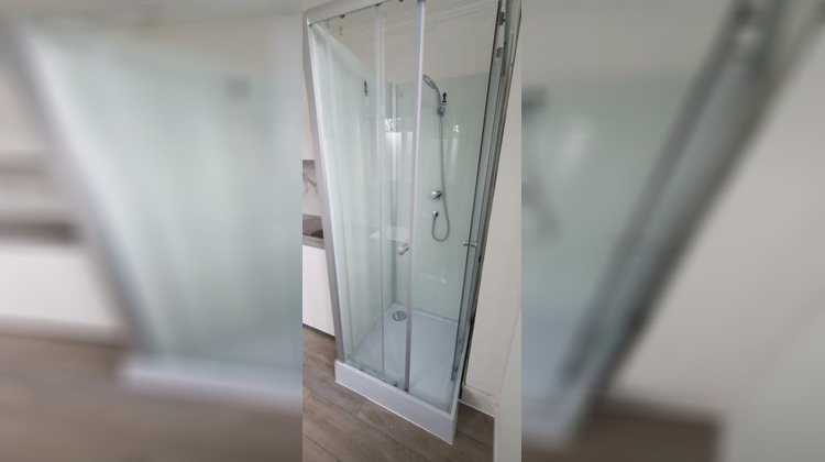 Ma-Cabane - Location Appartement VILLENEUVE LE ROI, 19 m²