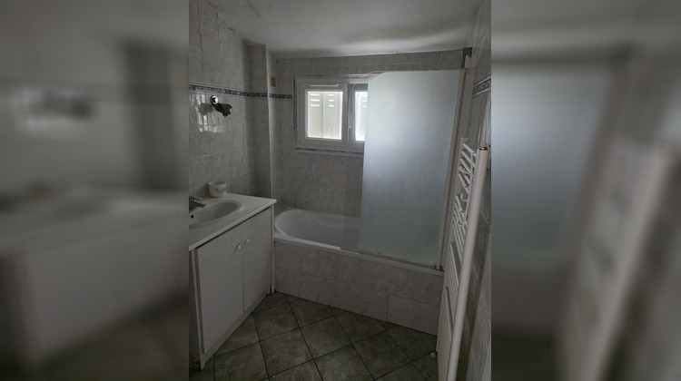 Ma-Cabane - Location Appartement VILLENEUVE LE ROI, 41 m²