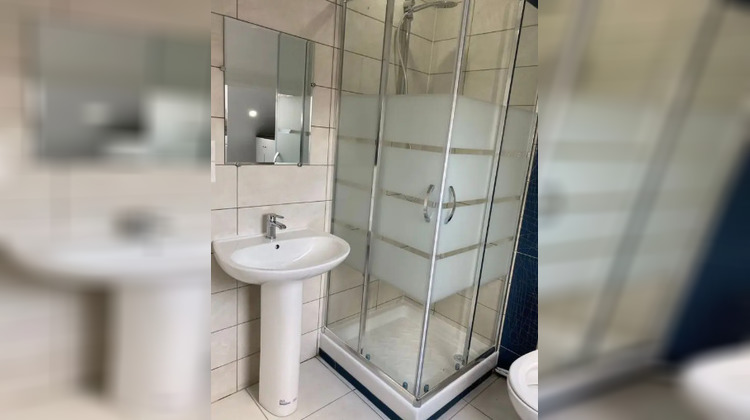 Ma-Cabane - Location Appartement VILLENEUVE LE ROI, 24 m²