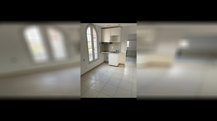 Ma-Cabane - Location Appartement VILLENEUVE LE ROI, 20 m²