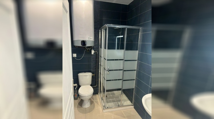 Ma-Cabane - Location Appartement VILLENEUVE LE ROI, 26 m²