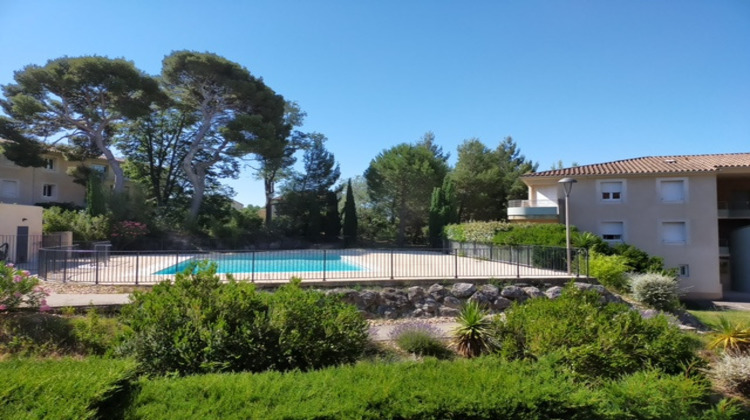 Ma-Cabane - Location Appartement VILLENEUVE-LES-AVIGNON, 61 m²