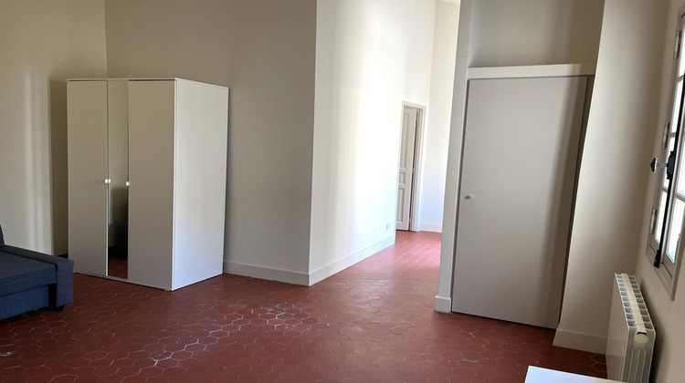 Ma-Cabane - Location Appartement VILLENEUVE-LES-AVIGNON, 36 m²
