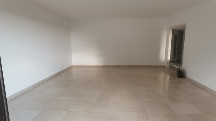 Ma-Cabane - Location Appartement Villeneuve-Loubet, 71 m²