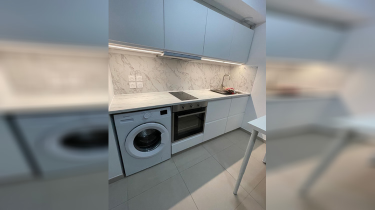 Ma-Cabane - Location Appartement Villeneuve-Loubet, 28 m²