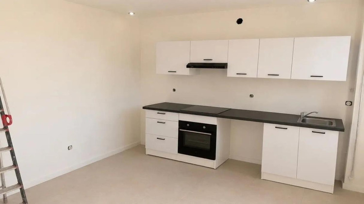 Ma-Cabane - Location Appartement VILLENEUVE SAINT GEORGES, 50 m²