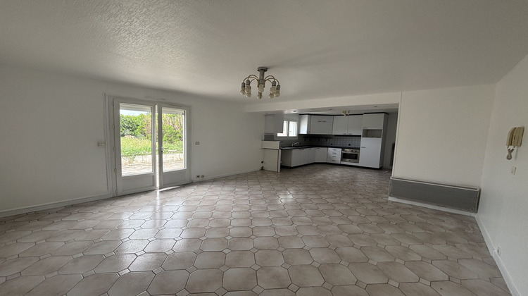 Ma-Cabane - Location Appartement Villeneuve-sous-Dammartin, 103 m²