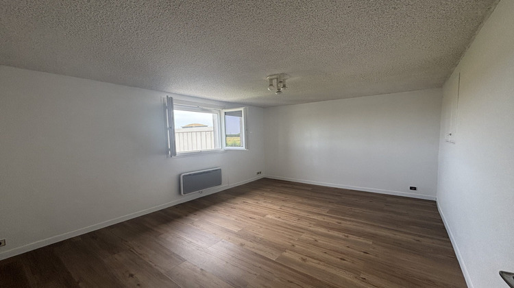 Ma-Cabane - Location Appartement Villeneuve-sous-Dammartin, 103 m²