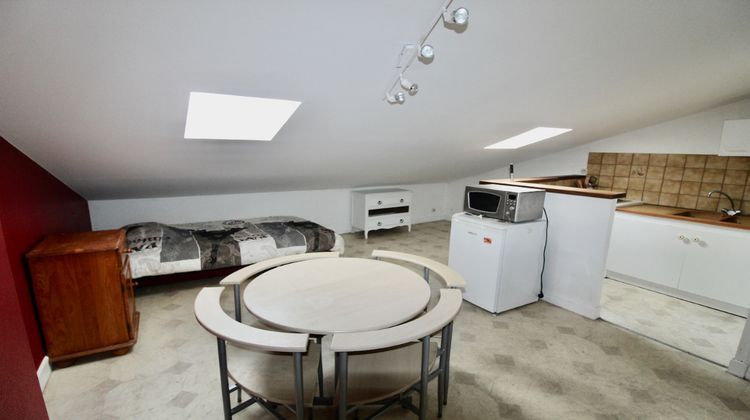 Ma-Cabane - Location Appartement VILLENEUVE-SUR-LOT, 12 m²