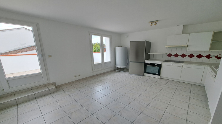 Ma-Cabane - Location Appartement VILLENEUVE-SUR-LOT, 51 m²