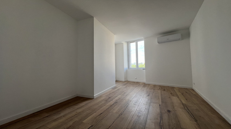 Ma-Cabane - Location Appartement Villeneuve-sur-Lot, 67 m²