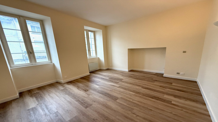 Ma-Cabane - Location Appartement VILLENEUVE-SUR-LOT, 62 m²