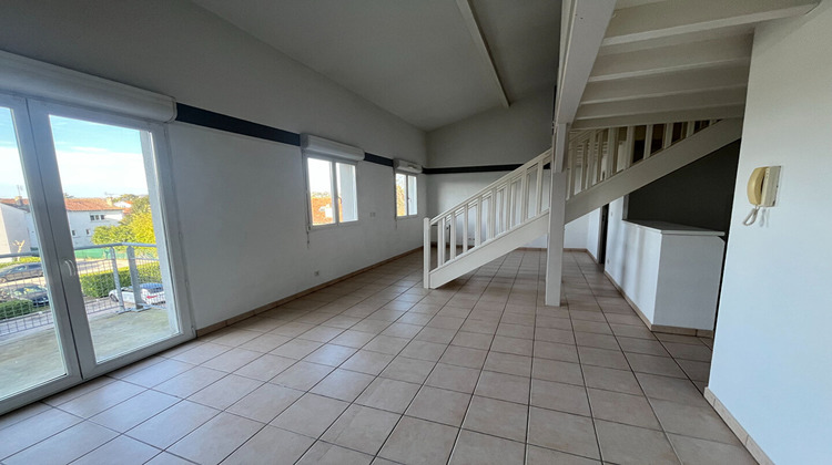 Ma-Cabane - Location Appartement VILLENEUVE-SUR-LOT, 59 m²