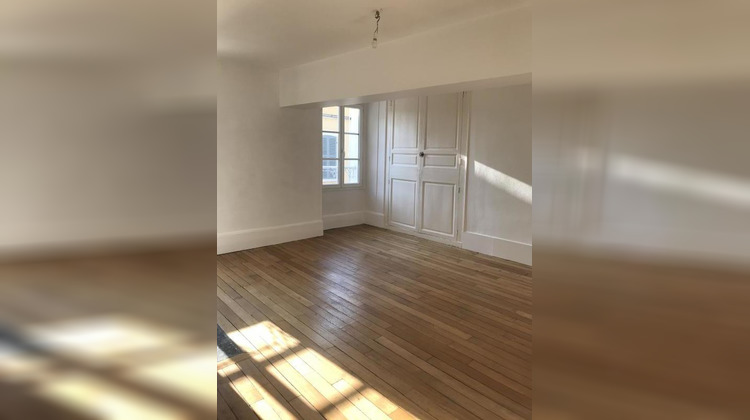 Ma-Cabane - Location Appartement Villeneuve-sur-Yonne, 52 m²