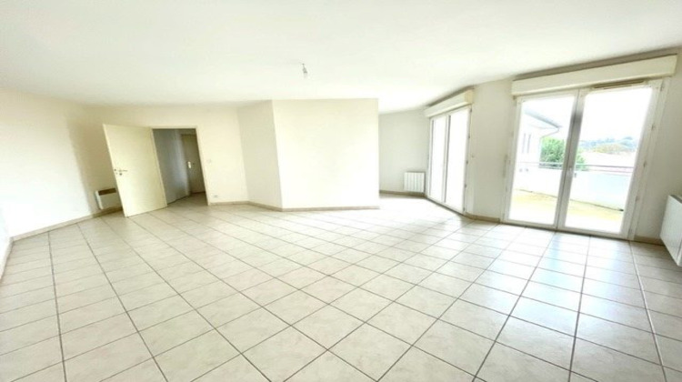 Ma-Cabane - Location Appartement VILLENEUVE TOLOSANE, 72 m²