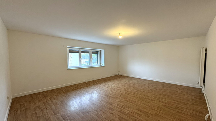 Ma-Cabane - Location Appartement VILLERS-SEMEUSE, 119 m²