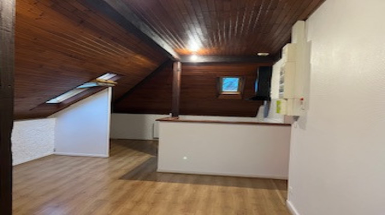 Ma-Cabane - Location Appartement VILLERSEXEL, 75 m²