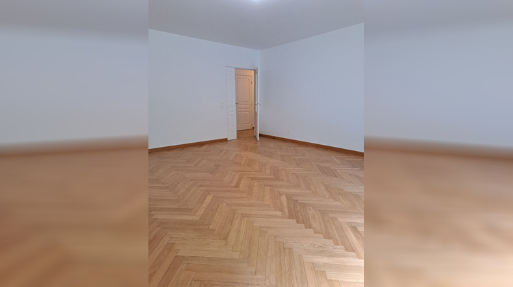 Ma-Cabane - Location Appartement VILLETANEUSE, 88 m²