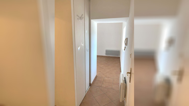 Ma-Cabane - Location Appartement VILLETTE-D'ANTHON, 43 m²