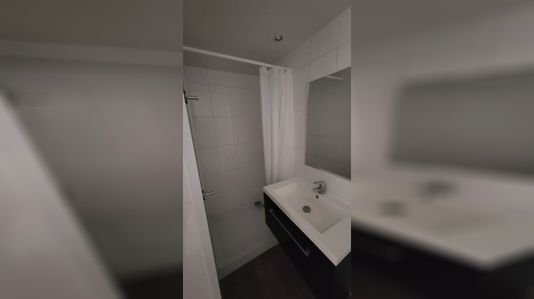 Ma-Cabane - Location Appartement VILLEURBANNE, 24 m²