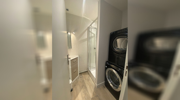 Ma-Cabane - Location Appartement VILLEURBANNE, 156 m²