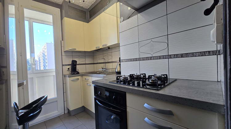 Ma-Cabane - Location Appartement VILLEURBANNE, 65 m²
