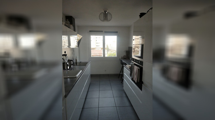 Ma-Cabane - Location Appartement VILLEURBANNE, 86 m²