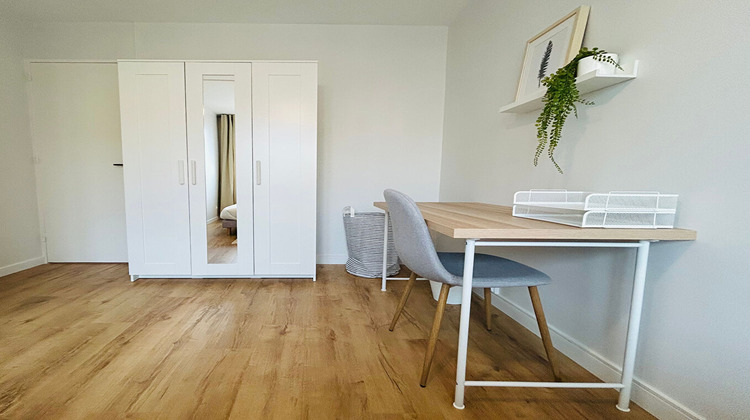 Ma-Cabane - Location Appartement VILLEURBANNE, 80 m²
