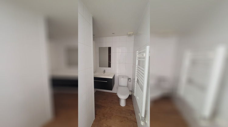 Ma-Cabane - Location Appartement VILLEURBANNE, 17 m²