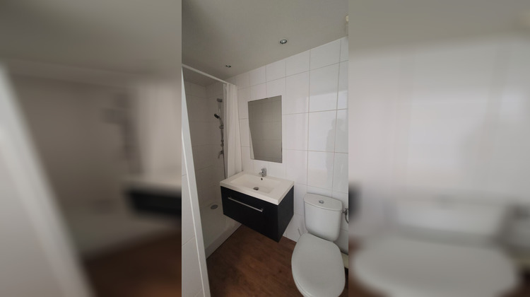 Ma-Cabane - Location Appartement VILLEURBANNE, 17 m²