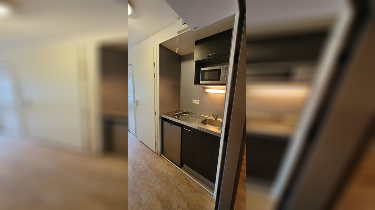 Ma-Cabane - Location Appartement VILLEURBANNE, 18 m²