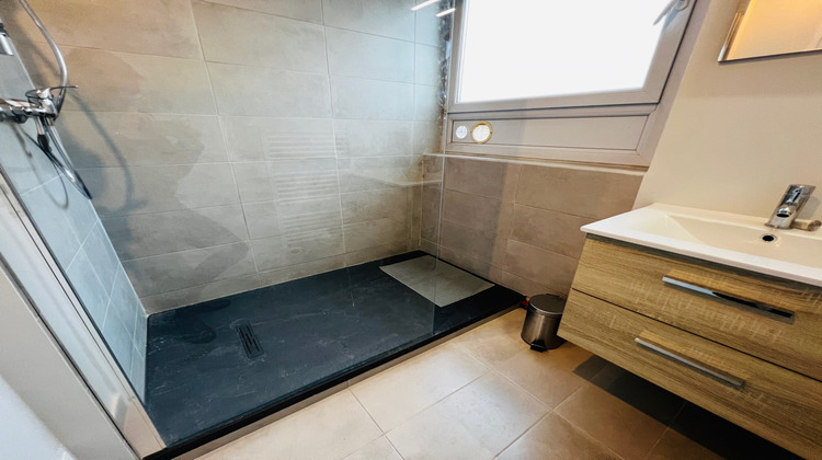 Ma-Cabane - Location Appartement VILLEURBANNE, 77 m²